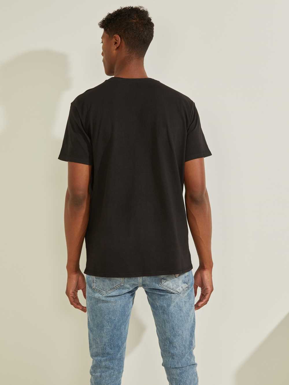 Black Men's Guess Chenille Logo T-shirt Australia Sale | 672WNMLZV