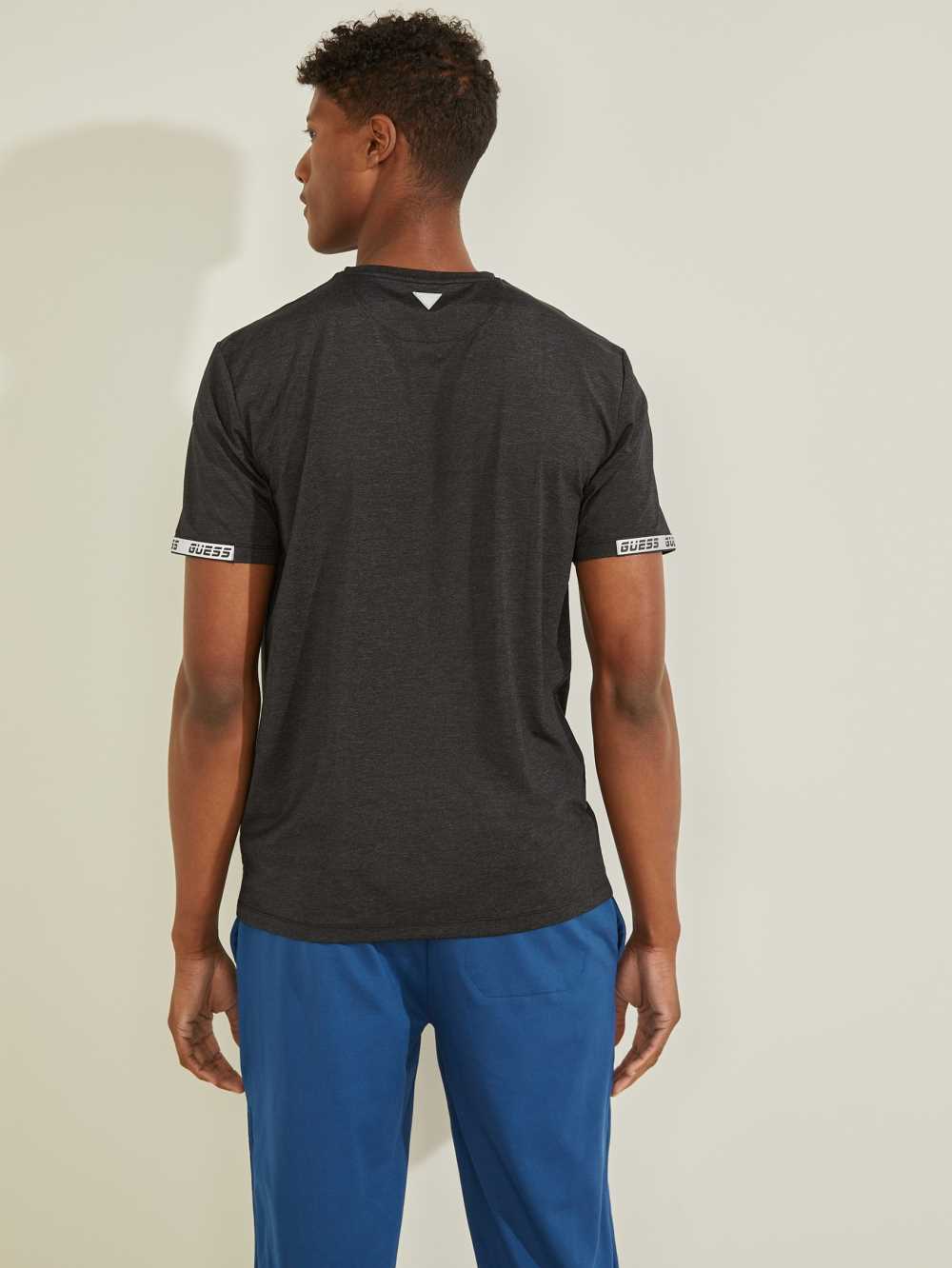 Black Men's Guess Logo Sleeve T-shirt Australia Sale | 609LZGONA
