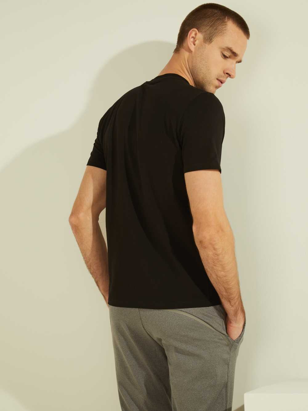 Black Men's Guess Tonal Logo T-shirt Australia Sale | 789CSZJQY
