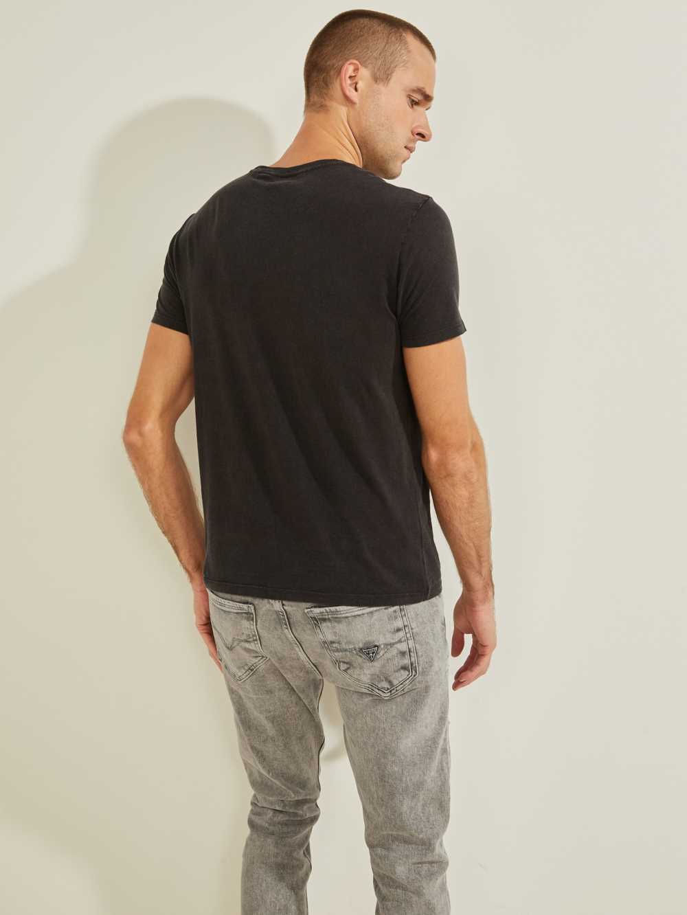 Black Multicolor Men's Guess Noize T-shirt Australia Sale | 163BTLNQR