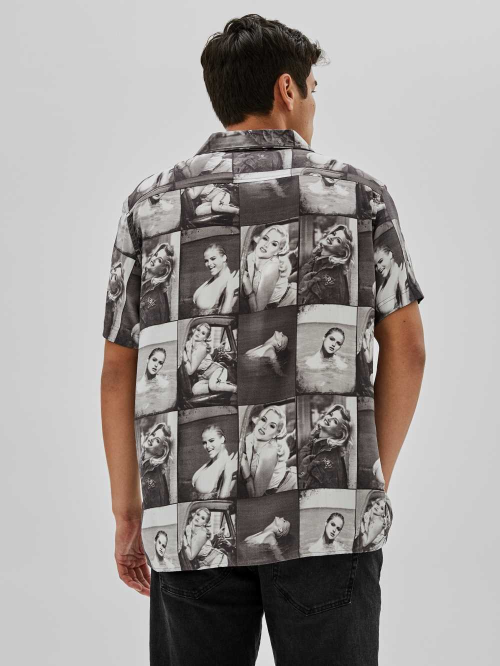 Black Multicolor Men's Guess Originals x Anna Nicole Smith Shirts Australia Sale | 328WPESVR