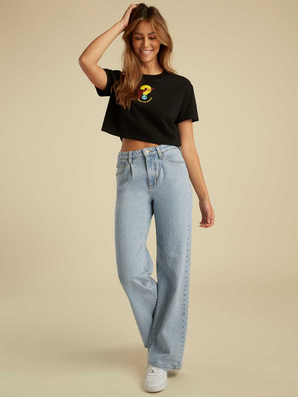 Black Women's Guess Summer Games Crop T-shirt Australia Sale | 594DFKBAO