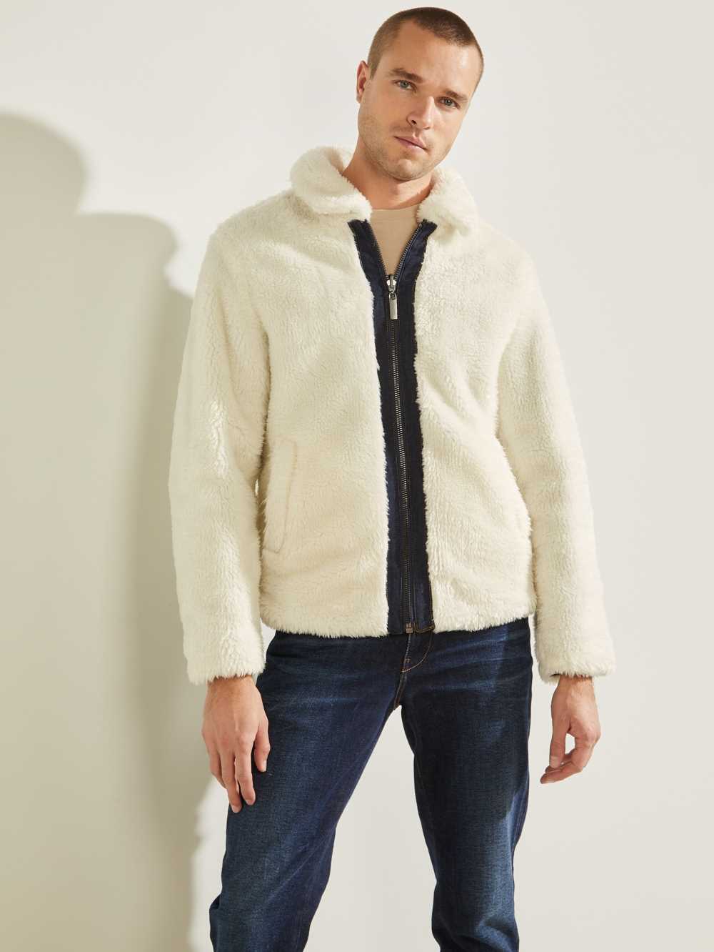 Blue Men's Guess Denim Sherpa Reversible Trucker Jackets Australia Sale | 092KAQPIM