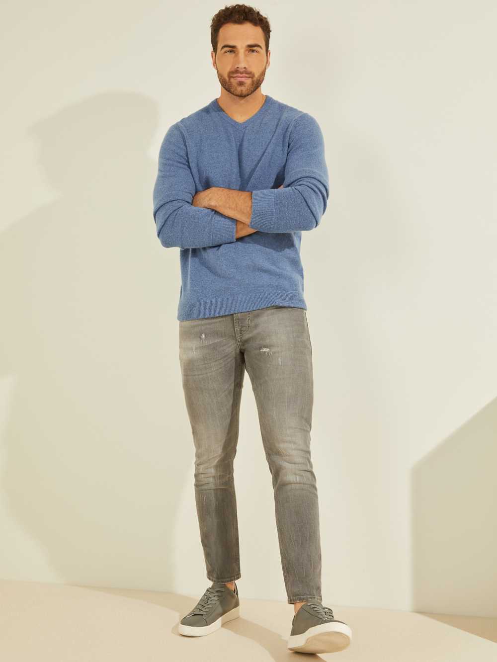 Blue Men's Guess Esmere Wool-Blend V-Neck Sweaters Australia Sale | 291JPRAGM