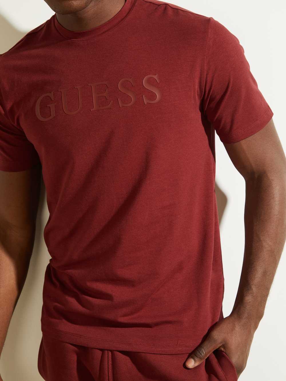 Burgundy Men's Guess Eco Alphy T-shirt Australia Sale | 251HLVZKT