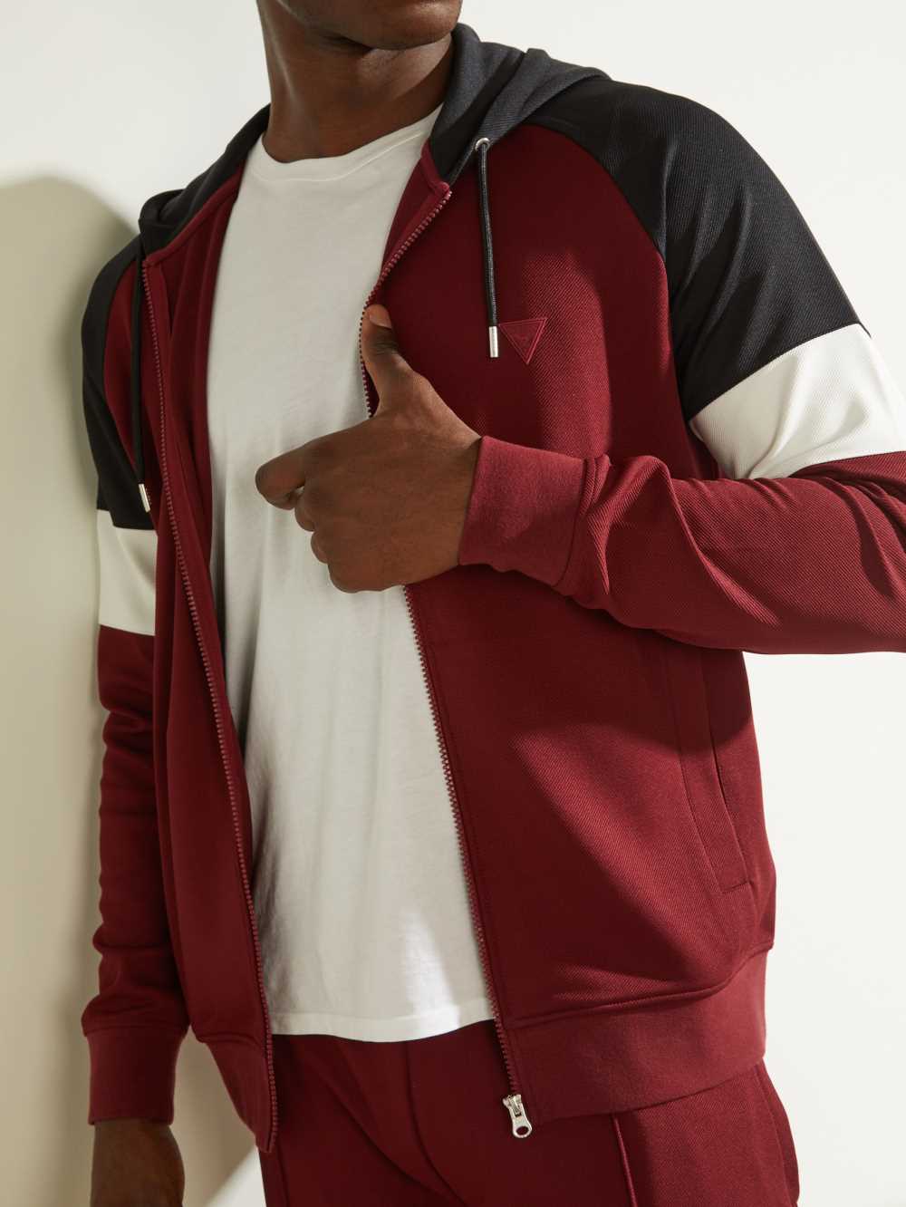 Burgundy Men's Guess Eco Phil Color-Block Zip-Up Hoodie Australia Sale | 961WKLVHU