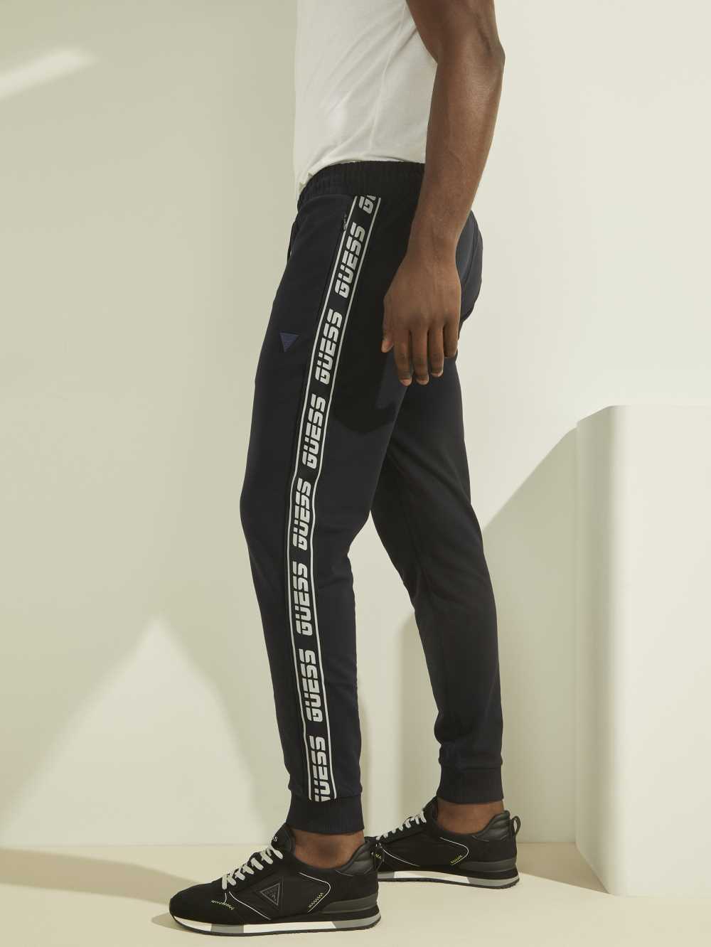 Dark Blue Men's Guess Arlo Logo Joggers Australia Sale | 278ECMHBO