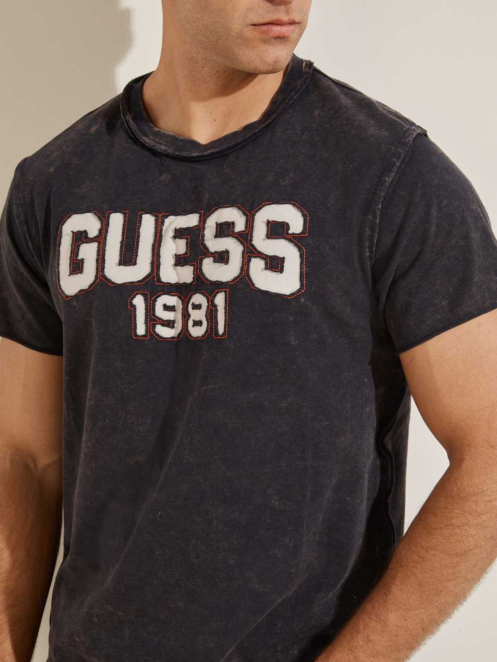 Dark Blue Men's Guess Eco Raw Patchwork Logo T-shirt Australia Sale | 139XBWLJT
