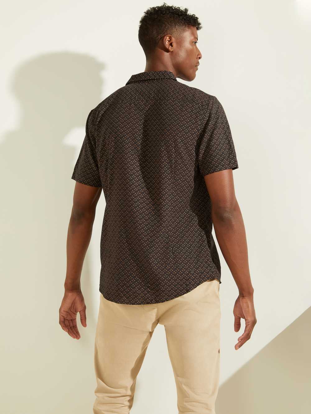 Dark Grey Men's Guess Eco Shore Print Shirts Australia Sale | 396KTOJVQ
