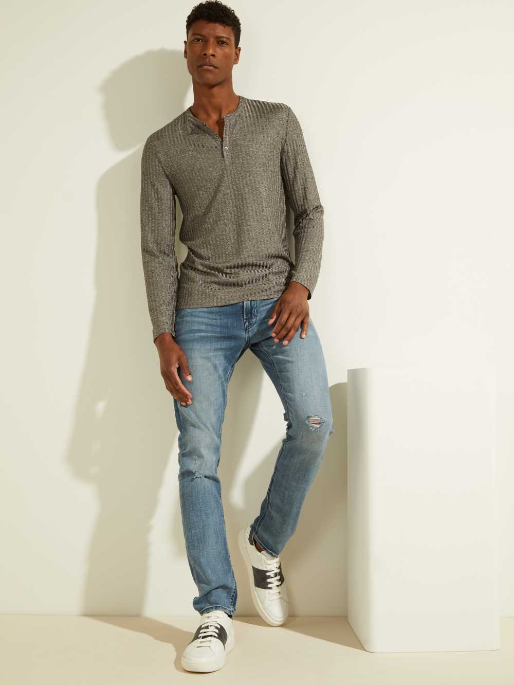 Grey Multicolor Men's Guess Warehouse Long-Sleeve Henley T-shirt Australia Sale | 390TZKVYR
