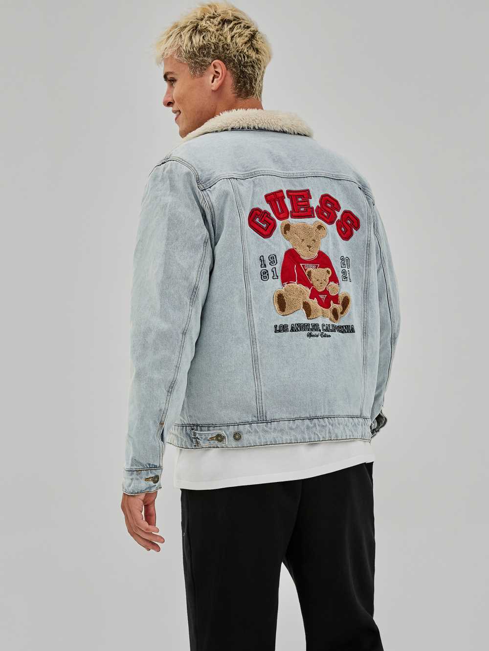 Light Wash Men's Guess Originals Bear Denim Jackets Australia Sale | 517PGIBTC