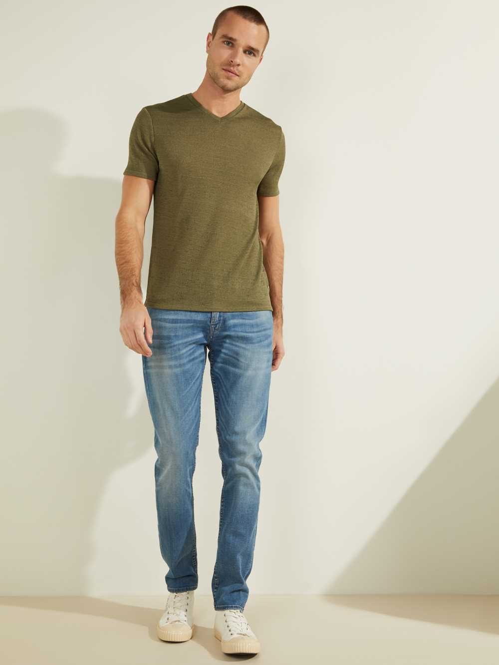 Olive Men's Guess Gauze V-Neck T-shirt Australia Sale | 947IMHVDK