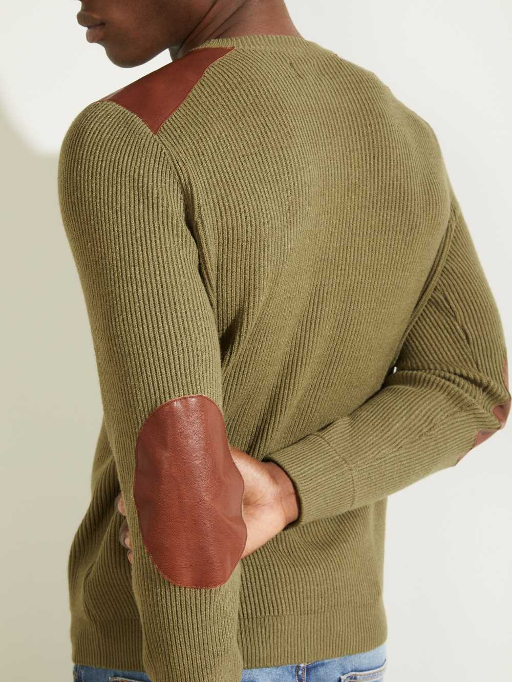 Olive Men's Guess Liam Leather Patch Sweaters Australia Sale | 706QMFYEP
