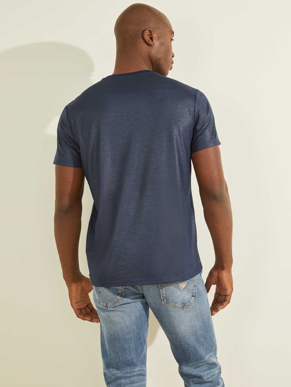 Purple Men's Guess Mason Yoke V-Neck T-shirt Australia Sale | 637GUWRCD