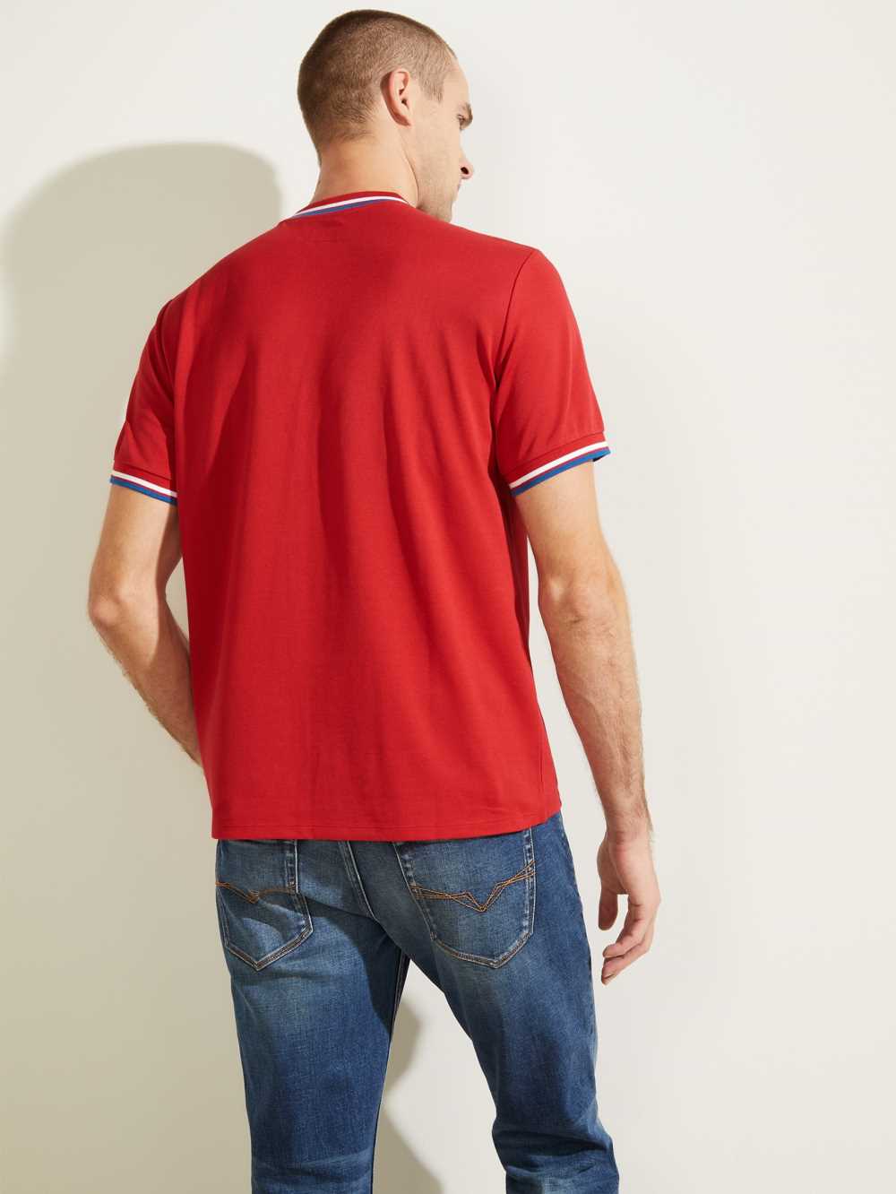 Red Men's Guess Paul Ringer T-shirt Australia Sale | 829CUKTYJ