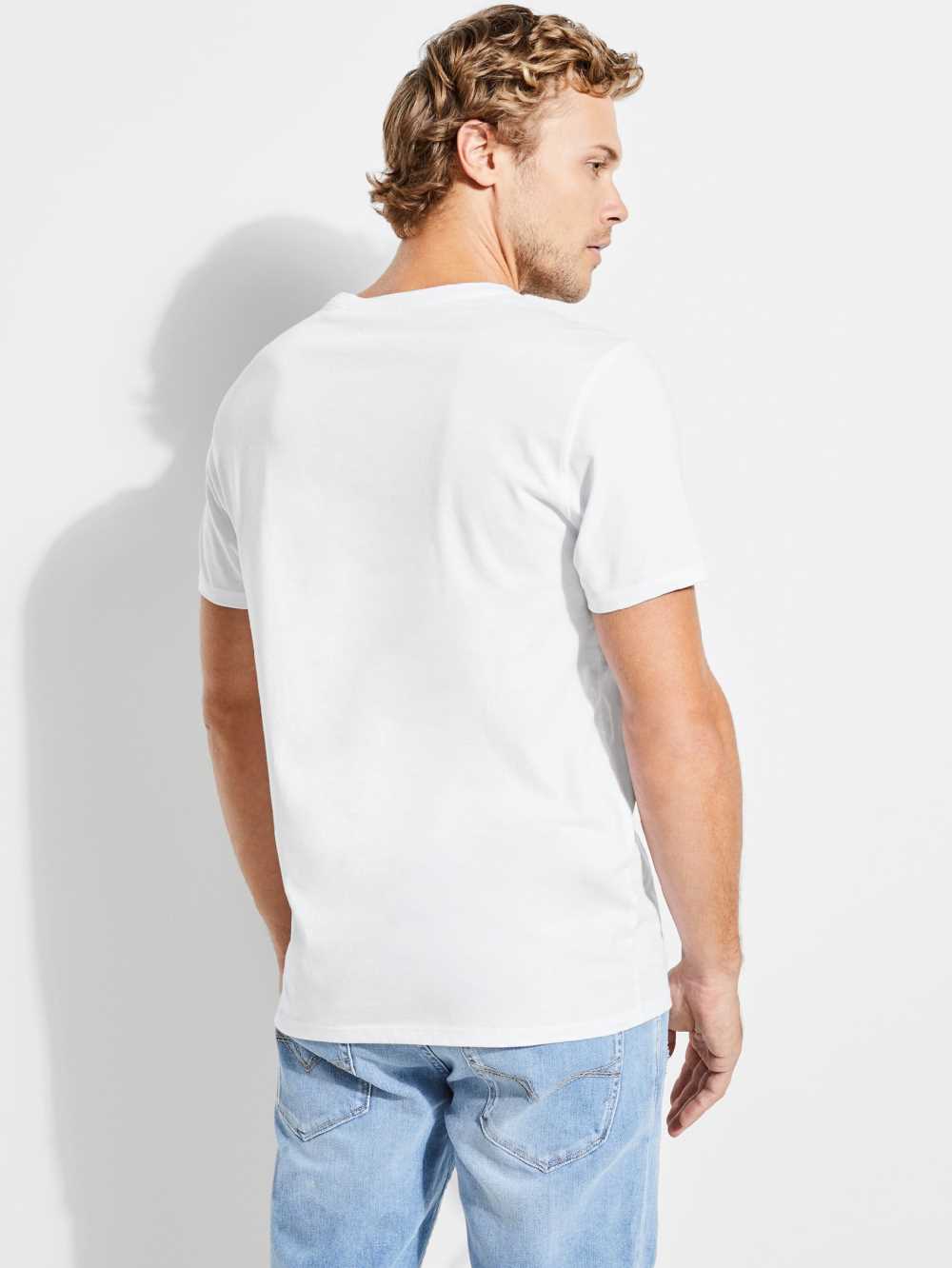 White Men's Guess Classic Logo T-shirt Australia Sale | 038STGOPW