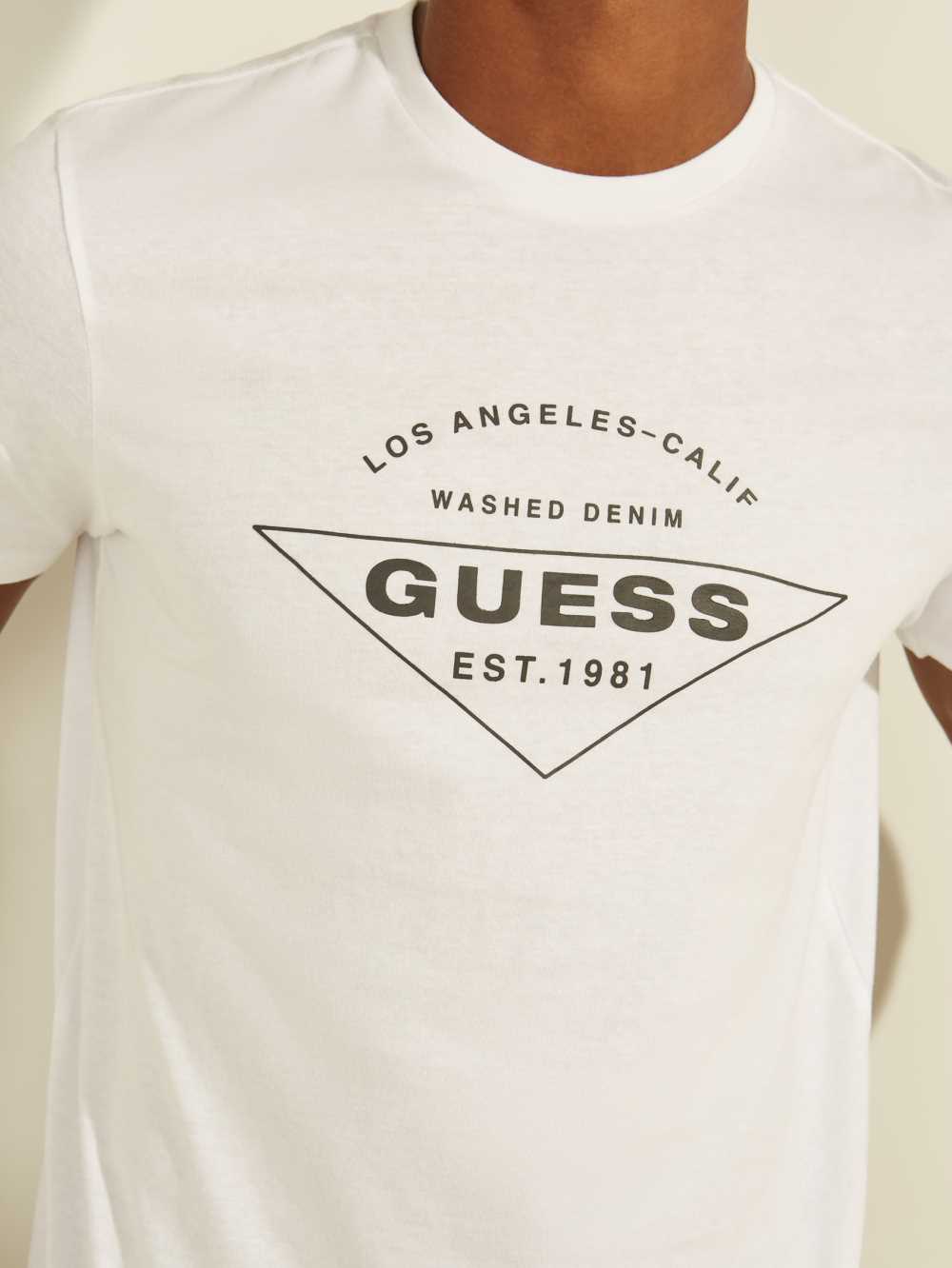 White Men's Guess Eco Logo T-shirt Australia Sale | 956OWCBUX