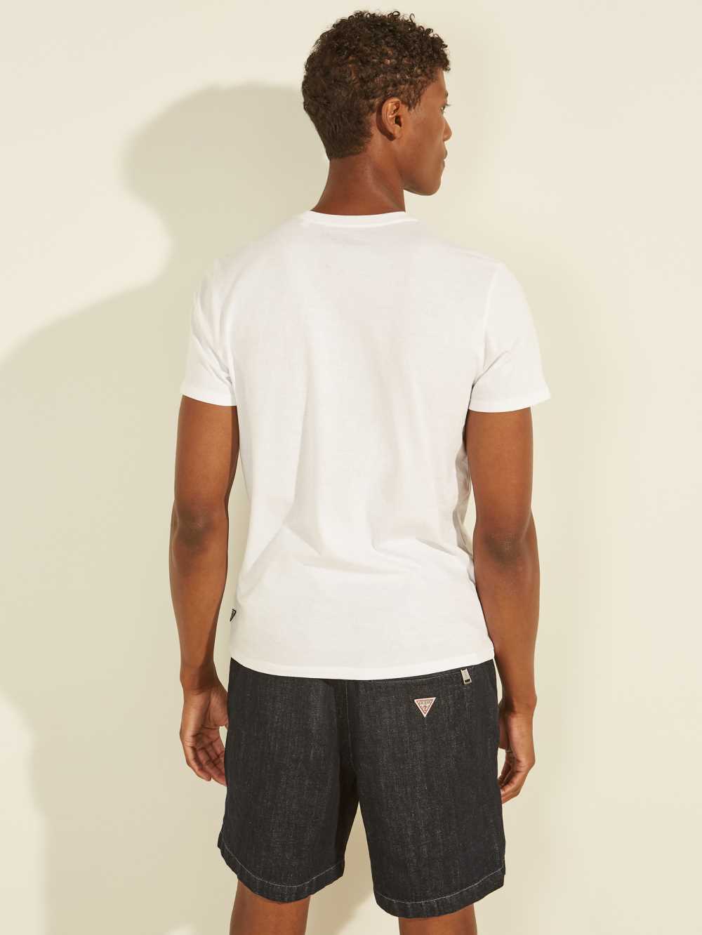 White Men's Guess Eco Logo T-shirt Australia Sale | 956OWCBUX